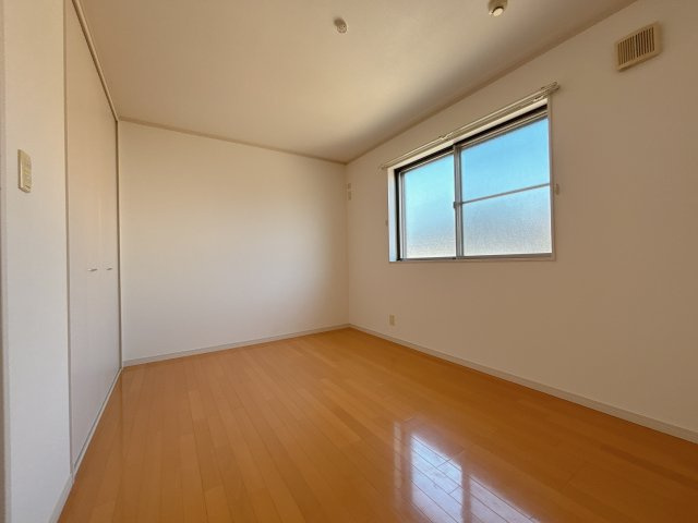 メゾン山本２　の洋室