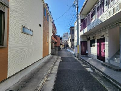 ポーシェ五条の周辺|前面道路
