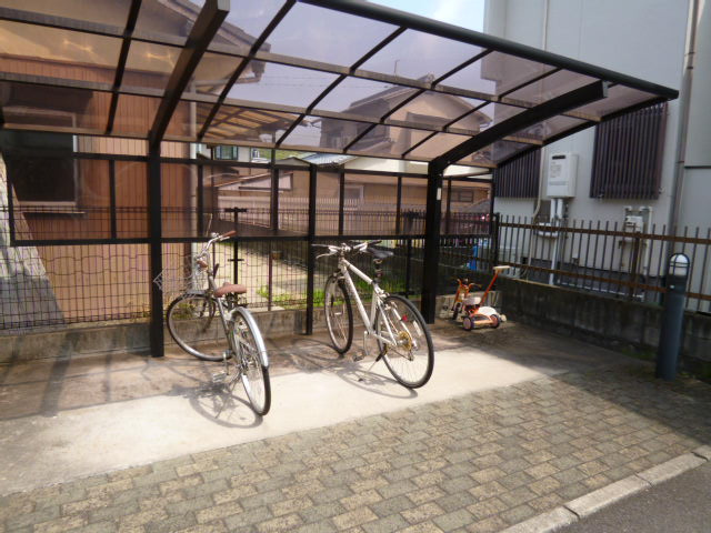 ペルレEのその他共用部分|自転車置き場