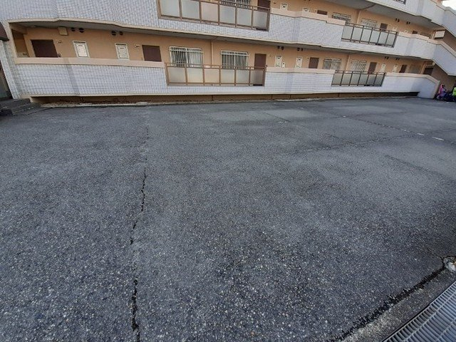 リバーサイドＡの駐車場