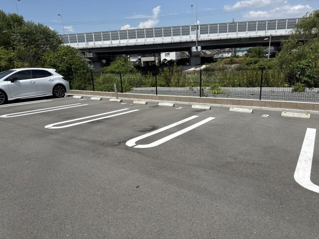 サンセールⅡ　Ａの駐車場