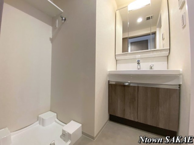 【洗面所】 | プレサンス鶴舞パークグラッド | 広い洗面スペース