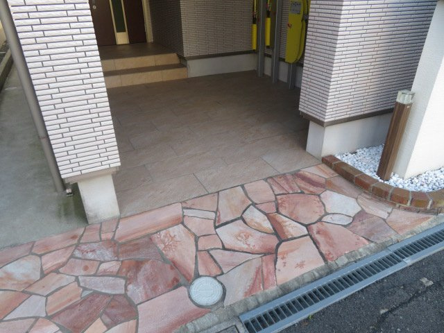 ラ　ペールのエントランス