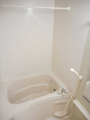 【浴室】 | ＧＬＯＲＹ蘭 | 日々の疲れを癒すお風呂付です