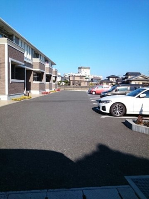 【駐車場】 | ブルゴーニュＢ