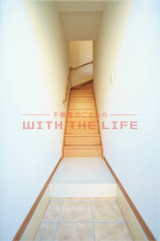 エスカレント国分【キャッシュバック対象物件】の玄関|毎日通る玄関はこちらです