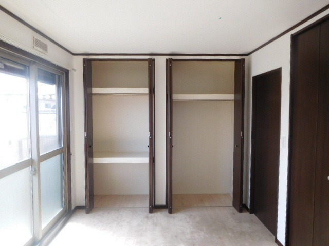 エスポワール高町の収納