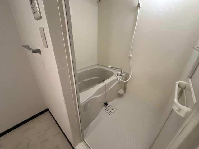 プランドール砥堀の浴室