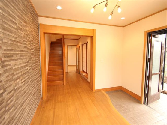 【玄関】 | 伊東市吉田　中古戸建