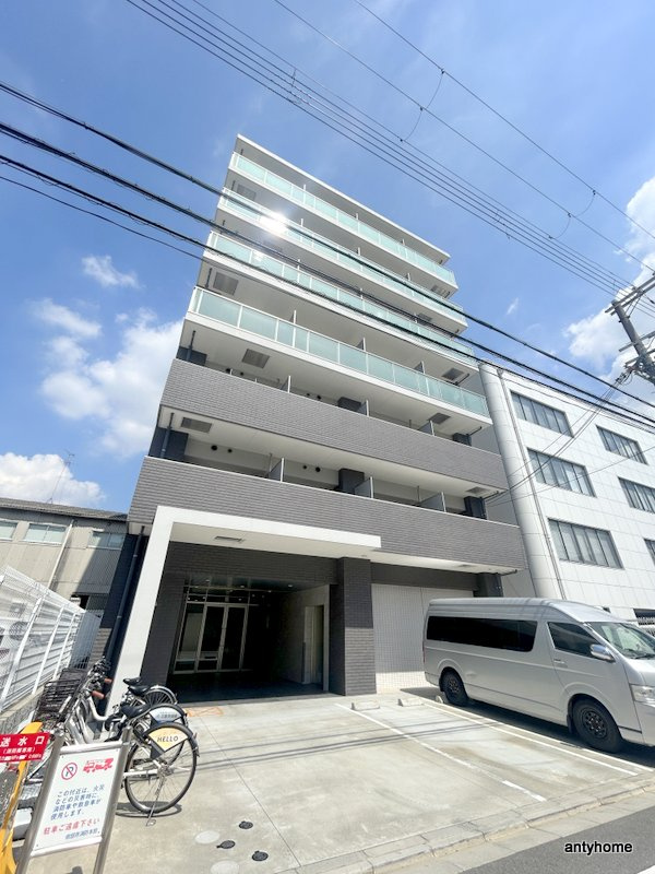 ライブガーデン江坂8 　介手数料無料の外観