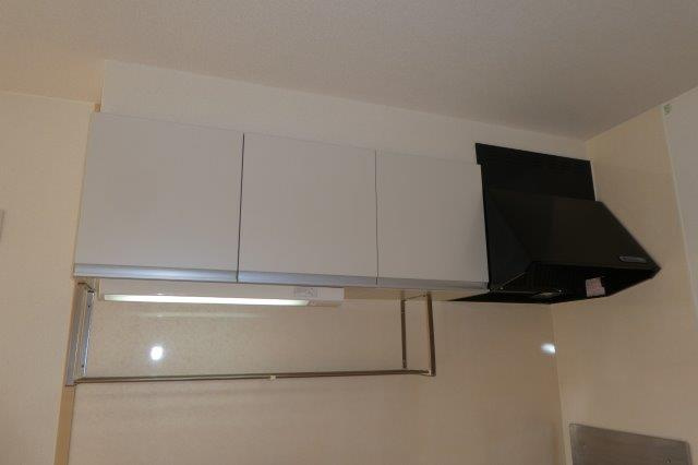 ア・レーズＴのキッチン|キッチン上収納