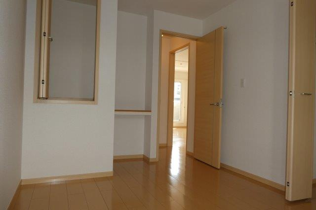 ア・レーズＴの洋室