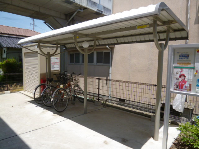 ア・レーズＴのその他共用部分|自転車置き場