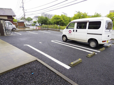 【駐車場】 | ラ・ルーチェ | 駐車場
