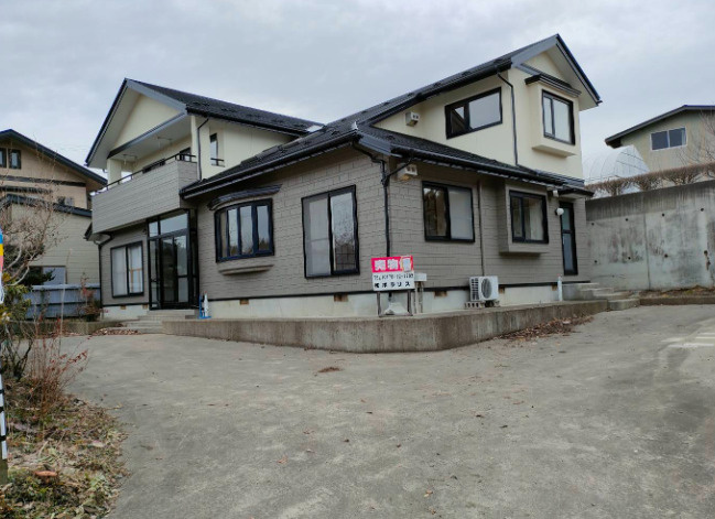 三戸郡五戸町倉石中市中市の外観