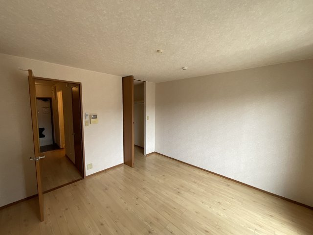 【洋室】 | グリーンヴィラ広野 | 9帖の洋室です