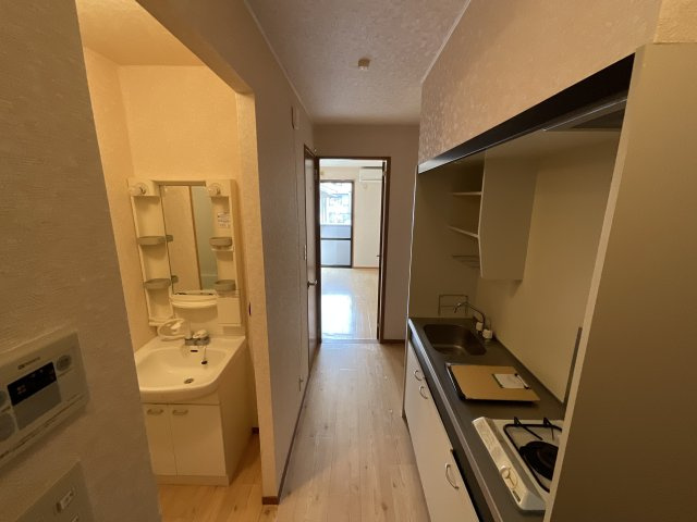 【内装】 | グリーンヴィラ広野 | 玄関から見た内装です