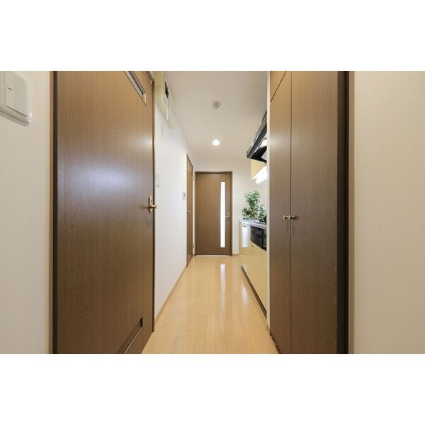 クピットガーデン千代田の玄関