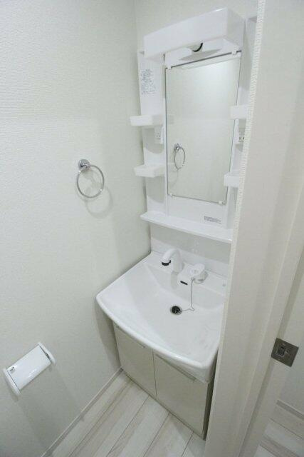 MELDIA松島四丁目の独立洗面台|別部屋参考写真