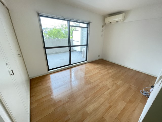 ジュネス新在家の居間・リビング|居間です