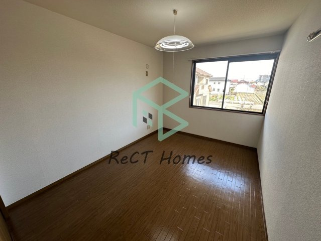 姫路市玉手３丁目のハイツの内装