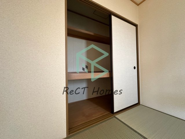 姫路市玉手３丁目のハイツの和室