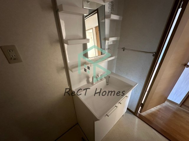 第5山下ハイツの洗面所