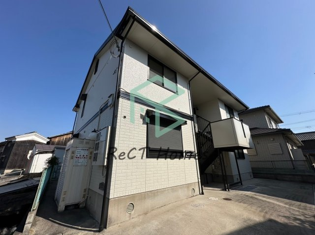 第5山下ハイツの外観