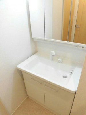 【洗面所】 | アンジュの家Ⅰ | 明るい洗面所です