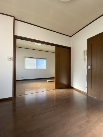 アーバンスター【10.000円キャッシュバック対象物件】の内装|中はこのようになっています