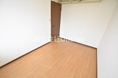 八尾市太田３丁目の賃貸マンションの子供部屋