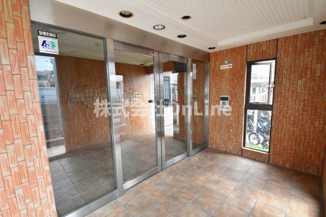 八尾市太田３丁目の賃貸マンションのロビー