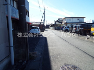 【前面道路含む現地写真】