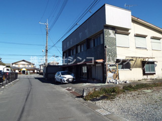 【前面道路含む現地写真】