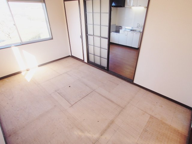 コーポ稲荷Bの和室