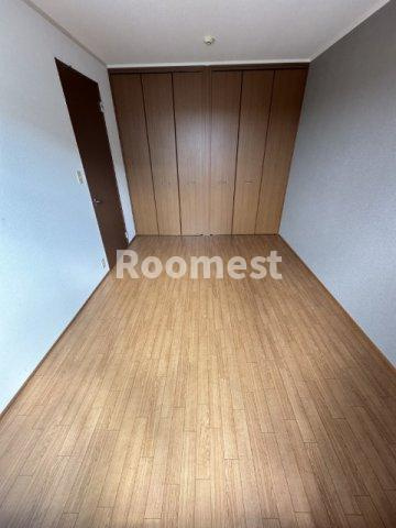 フェリーチェ尾上の洋室|落ち着いた色調の洋室です