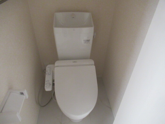 サニーハイツのトイレ|落ち着いたトイレです