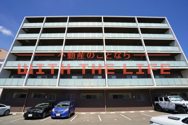 モントーレヒルズ悠【キャッシュバック対象物件】の外観|外観は落ち着いています