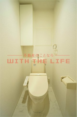 モントーレヒルズ悠【キャッシュバック対象物件】のトイレ|落ち着いた色調のトイレです