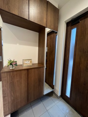 【玄関】 | 中山2丁目　新築住宅