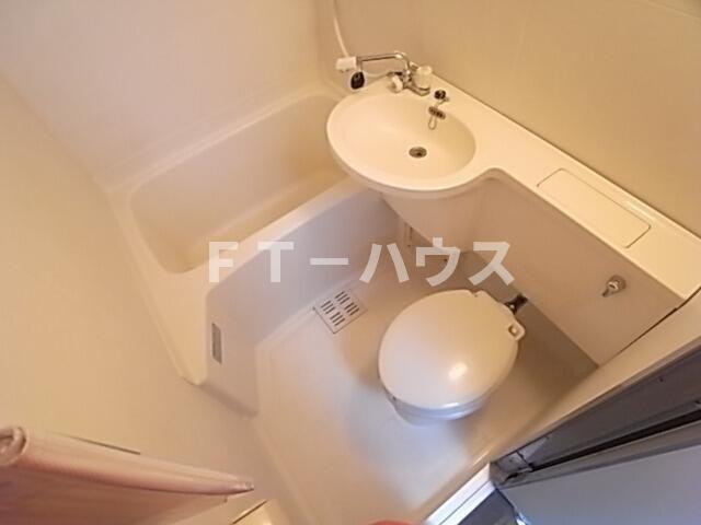 山京マンションの浴室