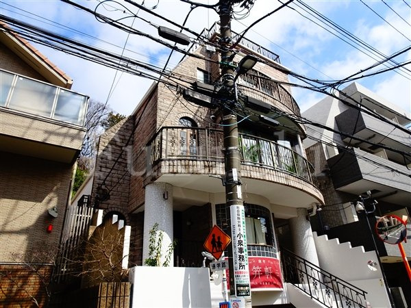 T-CROSS中目黒の外観