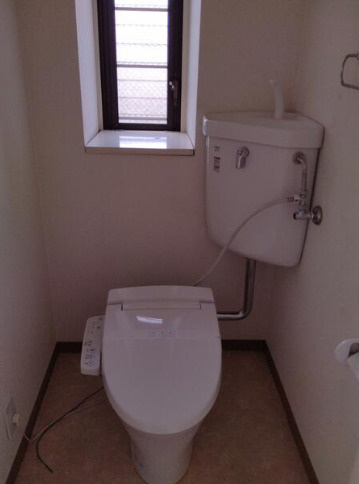 栗東市安養寺１丁目の事務所のトイレ