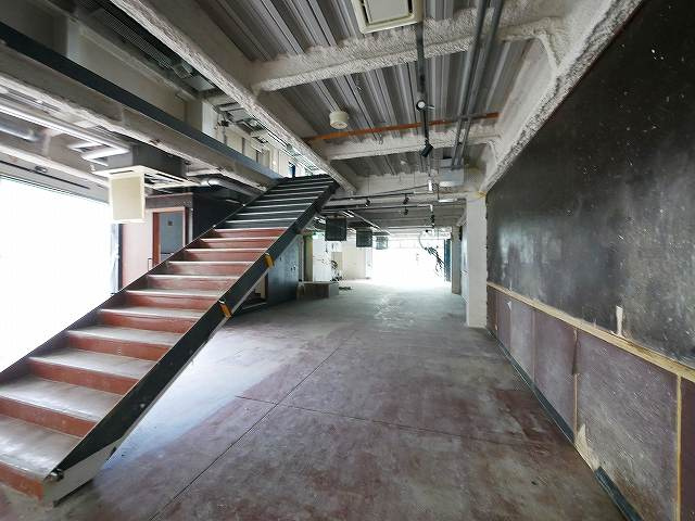 ミツハシビルの内装