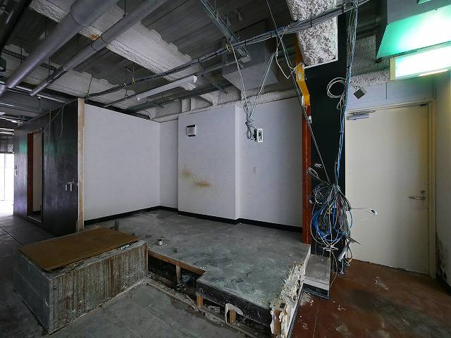 ミツハシビルの内装