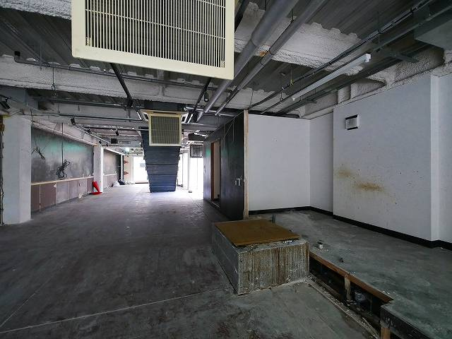 ミツハシビルの内装