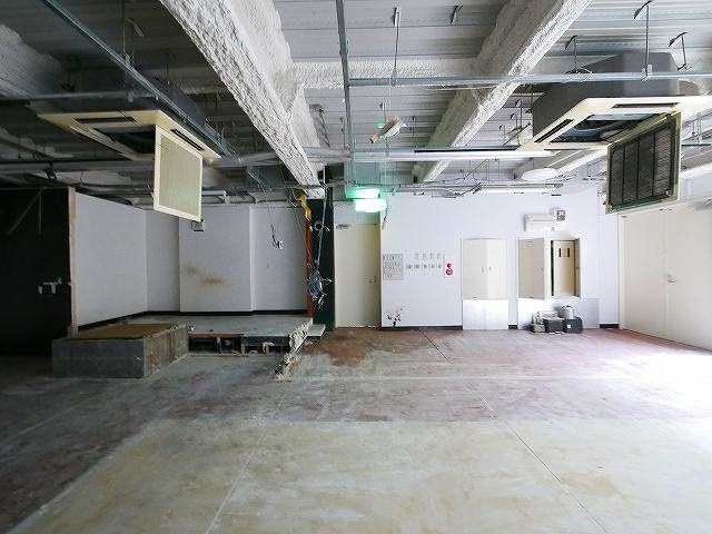 ミツハシビルの内装