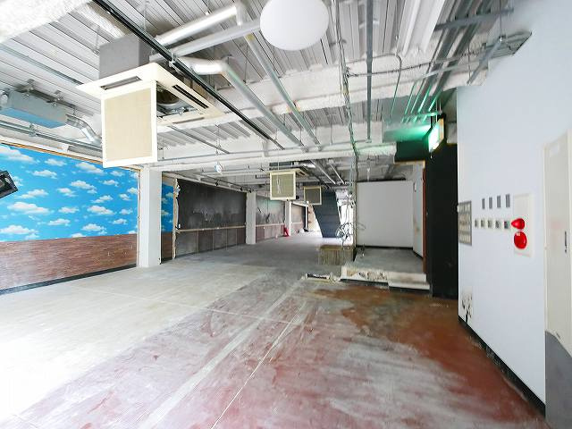 ミツハシビルの内装