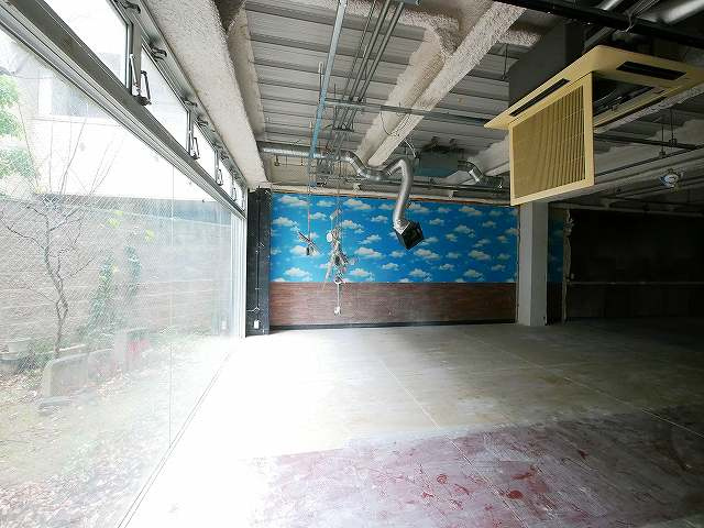 ミツハシビルの内装