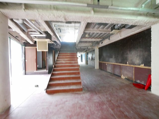 ミツハシビルの内装